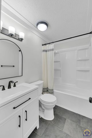 540 N Milton ST, Auburn, KS 66402