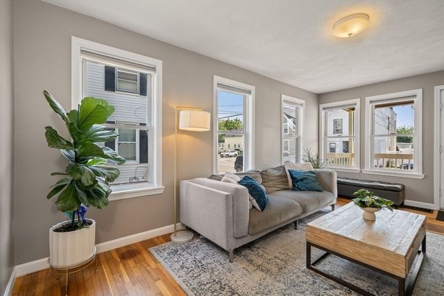 129 Maple Street, Lynn, MA 01904