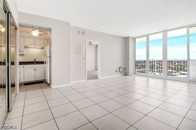 140 Seaview CT 1504S, Marco Island, FL 34145