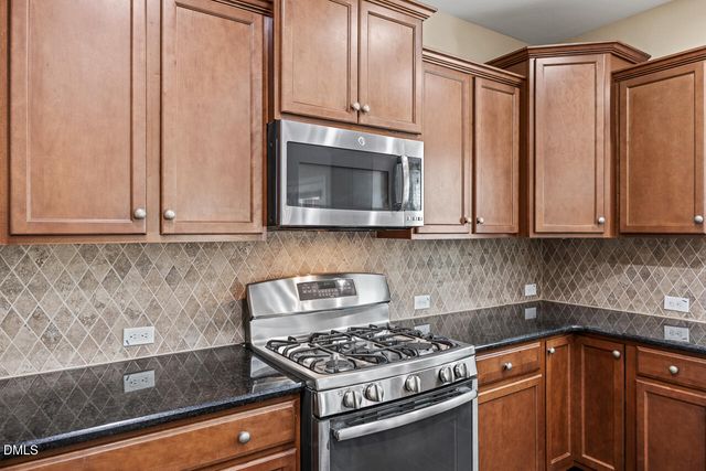 6 Crawford Court, Durham, NC 27703