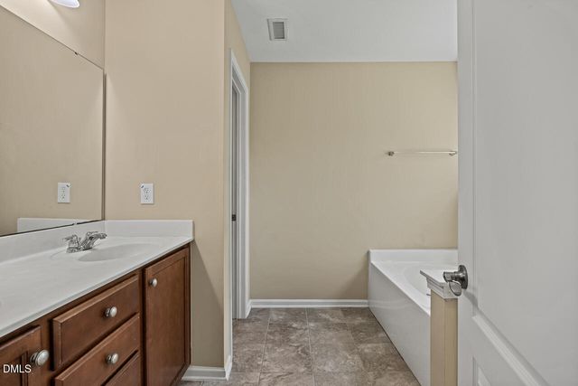 6 Crawford Court, Durham, NC 27703
