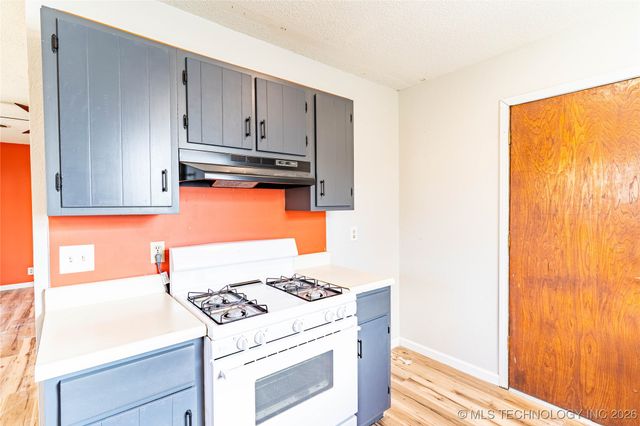 2422 S Independence Street, Sapulpa, OK 74066