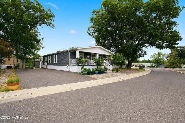 110 Fireside Boulevard 110, Toms River, NJ 08755