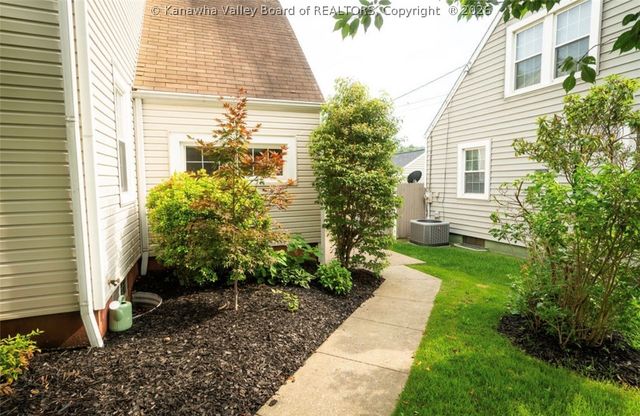 5145 Ohio Street, South Charleston, WV 25309