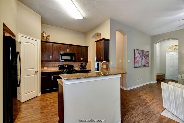 259 Fieldstone Place, College Station, TX 77845