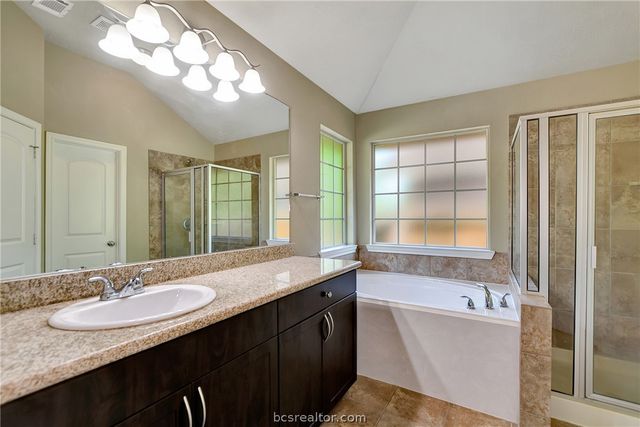 259 Fieldstone Place, College Station, TX 77845