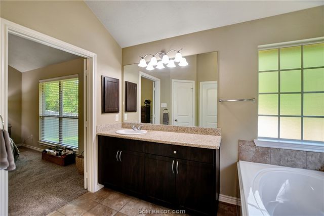259 Fieldstone Place, College Station, TX 77845