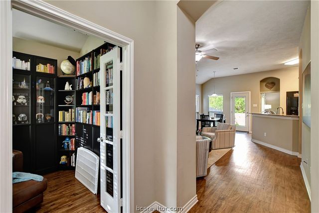 259 Fieldstone Place, College Station, TX 77845