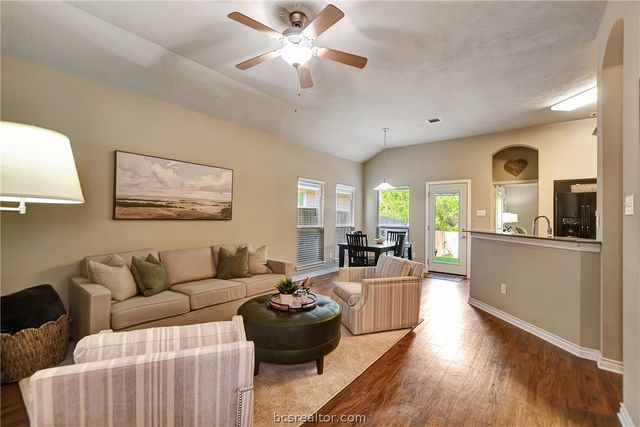 259 Fieldstone Place, College Station, TX 77845