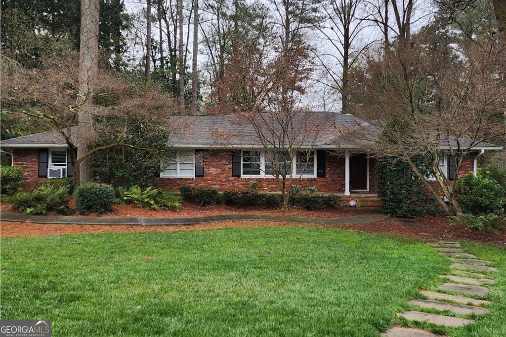 376 Cochran Drive NW, Atlanta, GA 30327