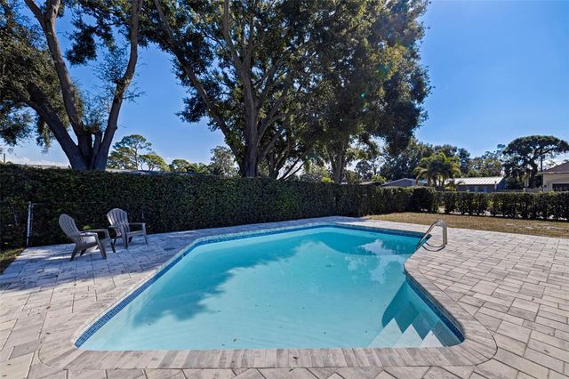 6550 20TH STREET S, St Petersburg, FL 33712