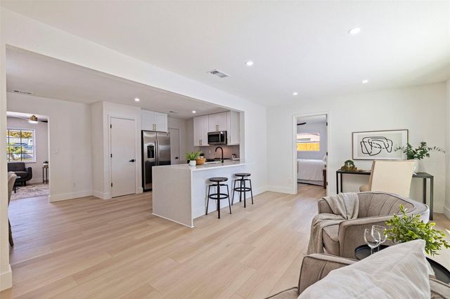 6550 20TH STREET S, St Petersburg, FL 33712