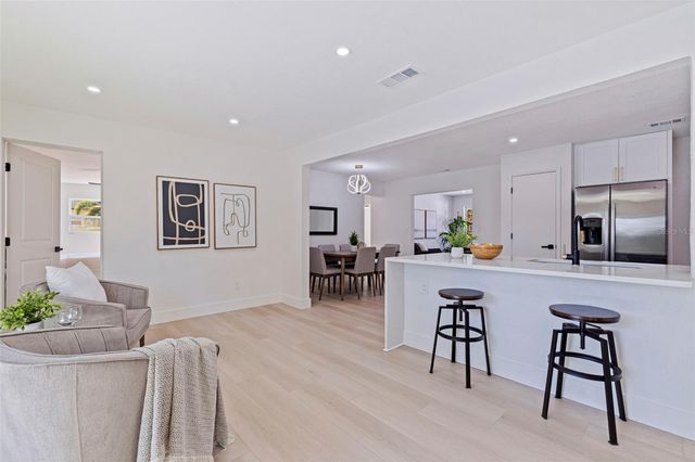 6550 20TH STREET S, St Petersburg, FL 33712