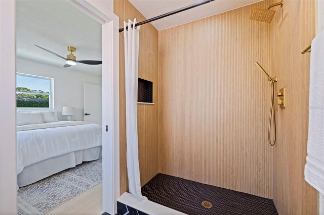 6550 20TH STREET S, St Petersburg, FL 33712