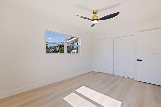 6550 20TH STREET S, St Petersburg, FL 33712