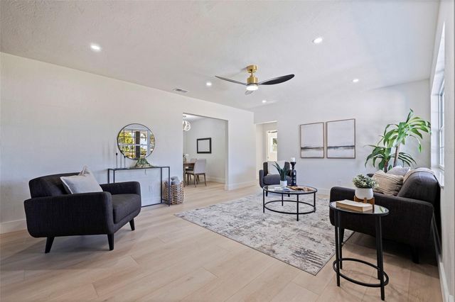 6550 20TH STREET S, St Petersburg, FL 33712