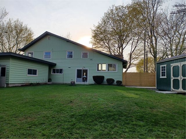 790 Pinnacle Road, Henrietta, NY 14534