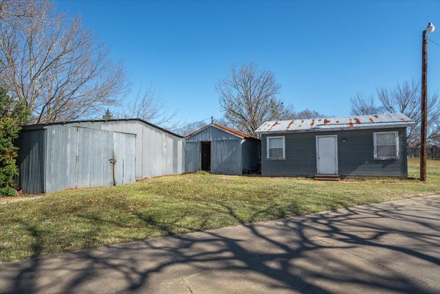 7596 FM 17, Grand Saline, TX 75140