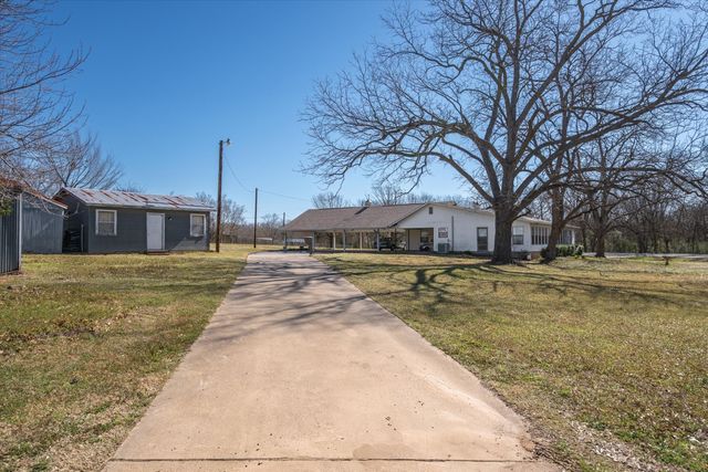 7596 FM 17, Grand Saline, TX 75140