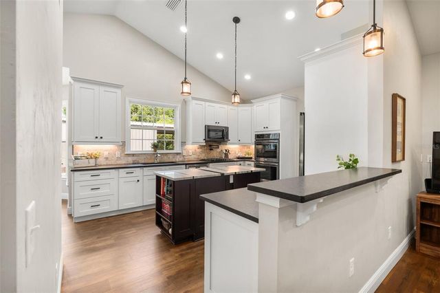 19620 NW 62ND AVENUE, Alachua, FL 32615