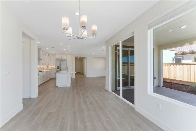 3214 Woody Way, Hollister, CA 95023