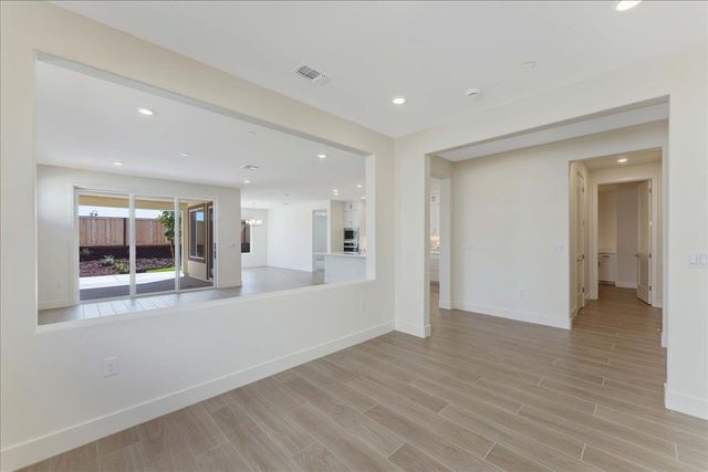 3214 Woody Way, Hollister, CA 95023