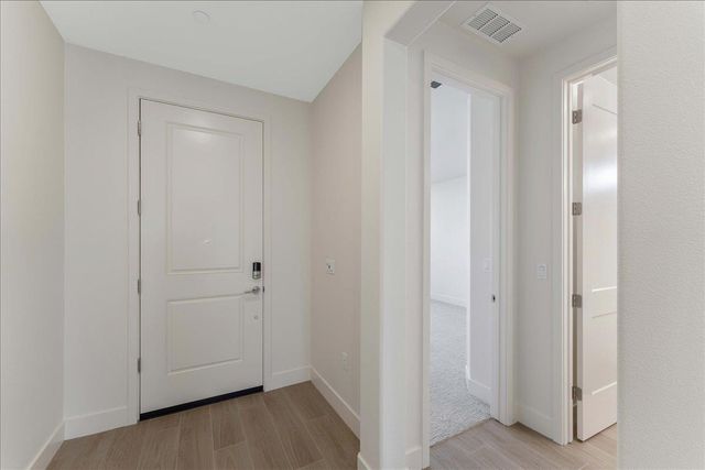 3214 Woody Way, Hollister, CA 95023