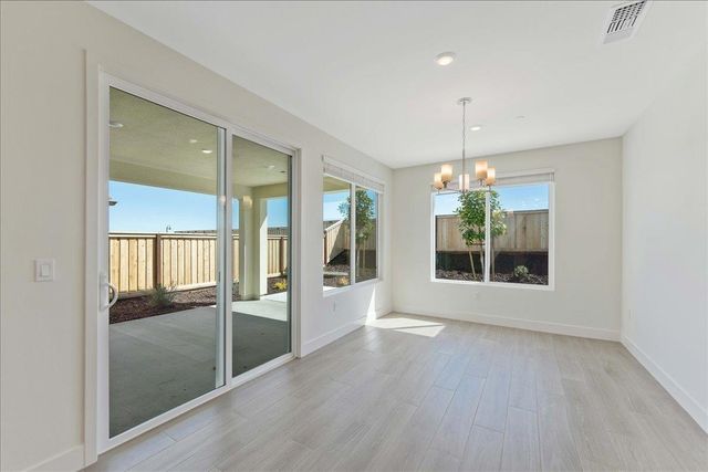 3214 Woody Way, Hollister, CA 95023