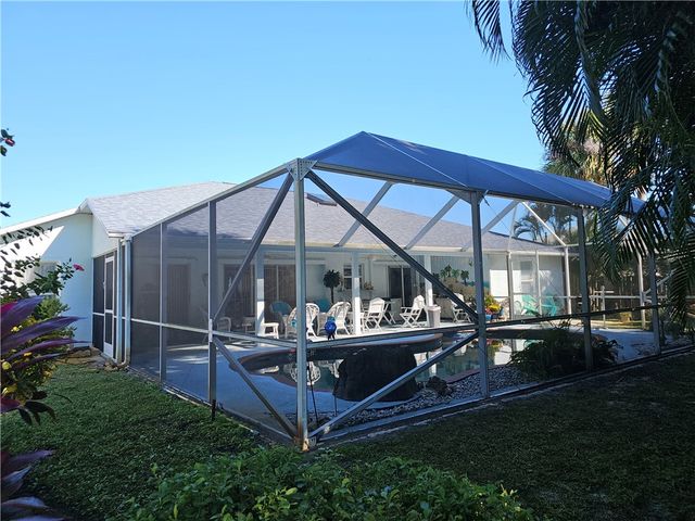 432 Seagrass Avenue, Sebastian, FL 32958