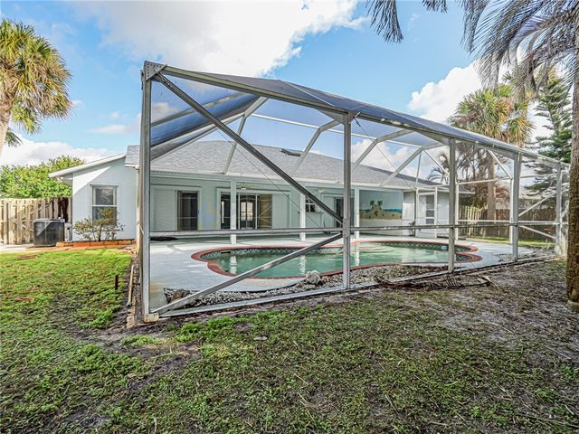 432 Seagrass Avenue, Sebastian, FL 32958