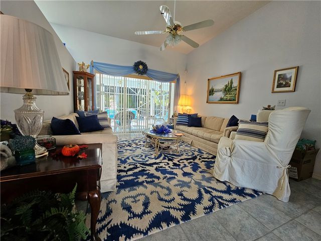 432 Seagrass Avenue, Sebastian, FL 32958