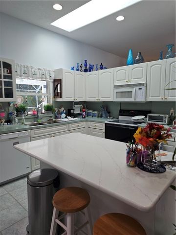 432 Seagrass Avenue, Sebastian, FL 32958