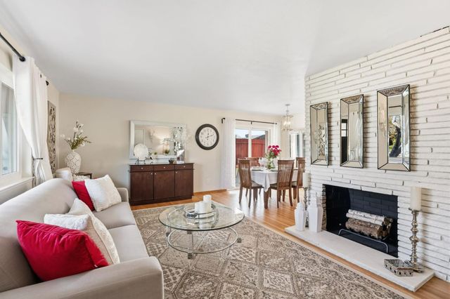 6700 Mercedes Ave, Citrus Heights, CA 95621