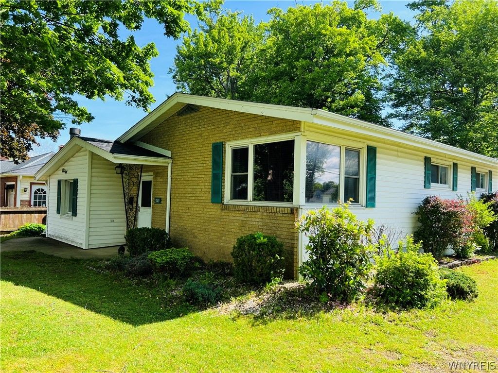 3741 Harrison Avenue, Hamburg, NY 14219