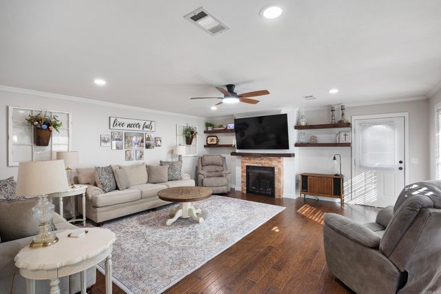 616 State Hwy 393, Delaware, AR 72835