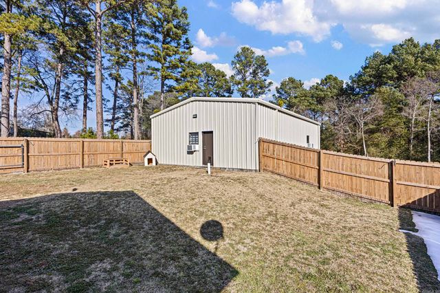 616 State Hwy 393, Delaware, AR 72835