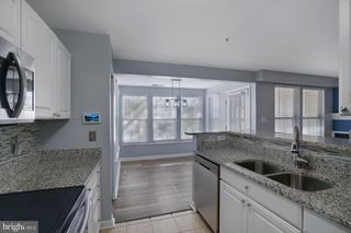 7518 SNOWPEA CT ##B, Alexandria, VA 22306