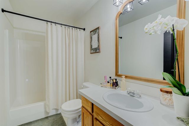 4516 Saguaro Dr, Pasco, WA 99301