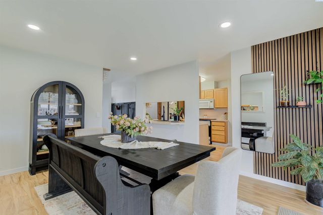 4516 Saguaro Dr, Pasco, WA 99301