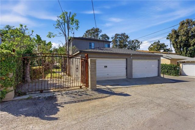 2117 Stewart Street, Santa Monica, CA 90404