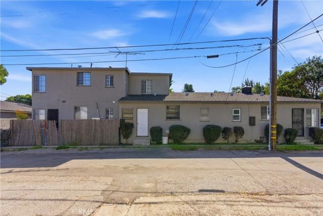 2117 Stewart Street, Santa Monica, CA 90404