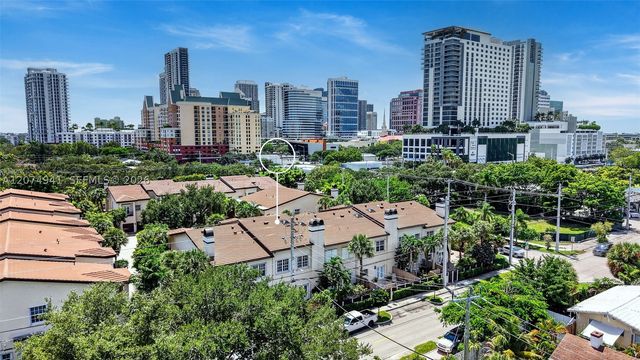362 NE 7th Ave, Fort Lauderdale, FL 33301
