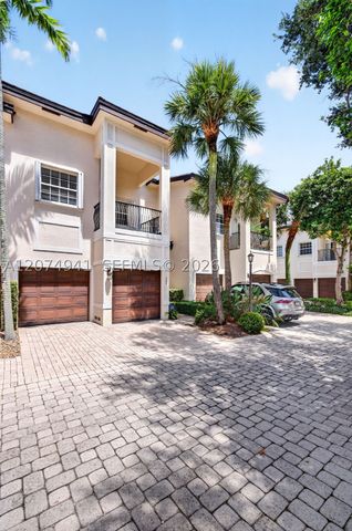 362 NE 7th Ave, Fort Lauderdale, FL 33301