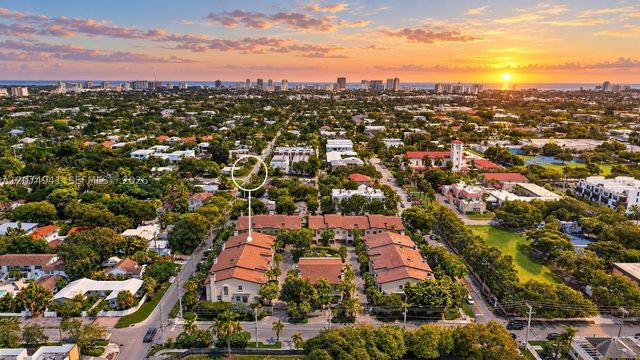 362 NE 7th Ave, Fort Lauderdale, FL 33301