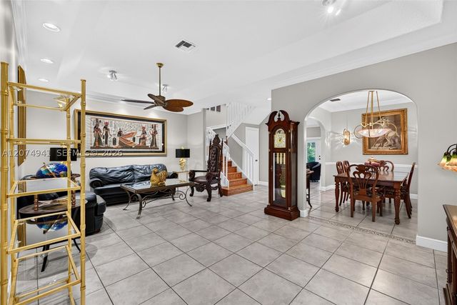 362 NE 7th Ave, Fort Lauderdale, FL 33301