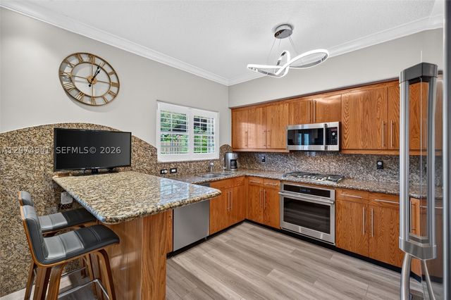 362 NE 7th Ave, Fort Lauderdale, FL 33301