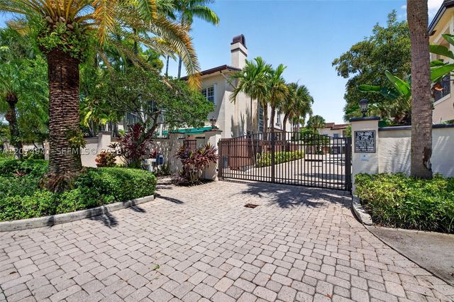 362 NE 7th Ave, Fort Lauderdale, FL 33301