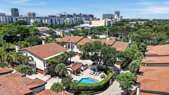 362 NE 7th Ave, Fort Lauderdale, FL 33301