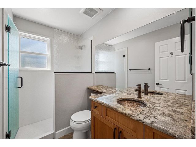 8725 Tall Grass Pl, Lone Tree, CO 80124