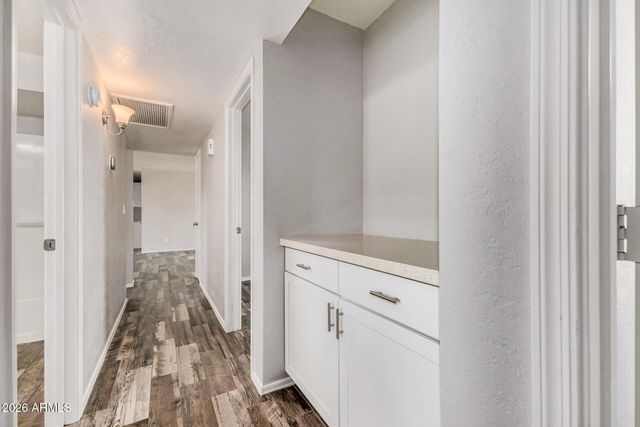 4729 E GREENWAY Street, Mesa, AZ 85205